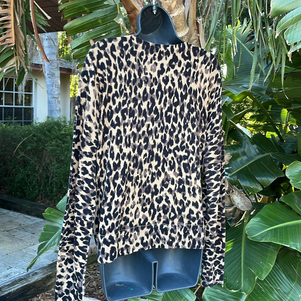 Halogen leopard print spring weight wrap sweater - image 2